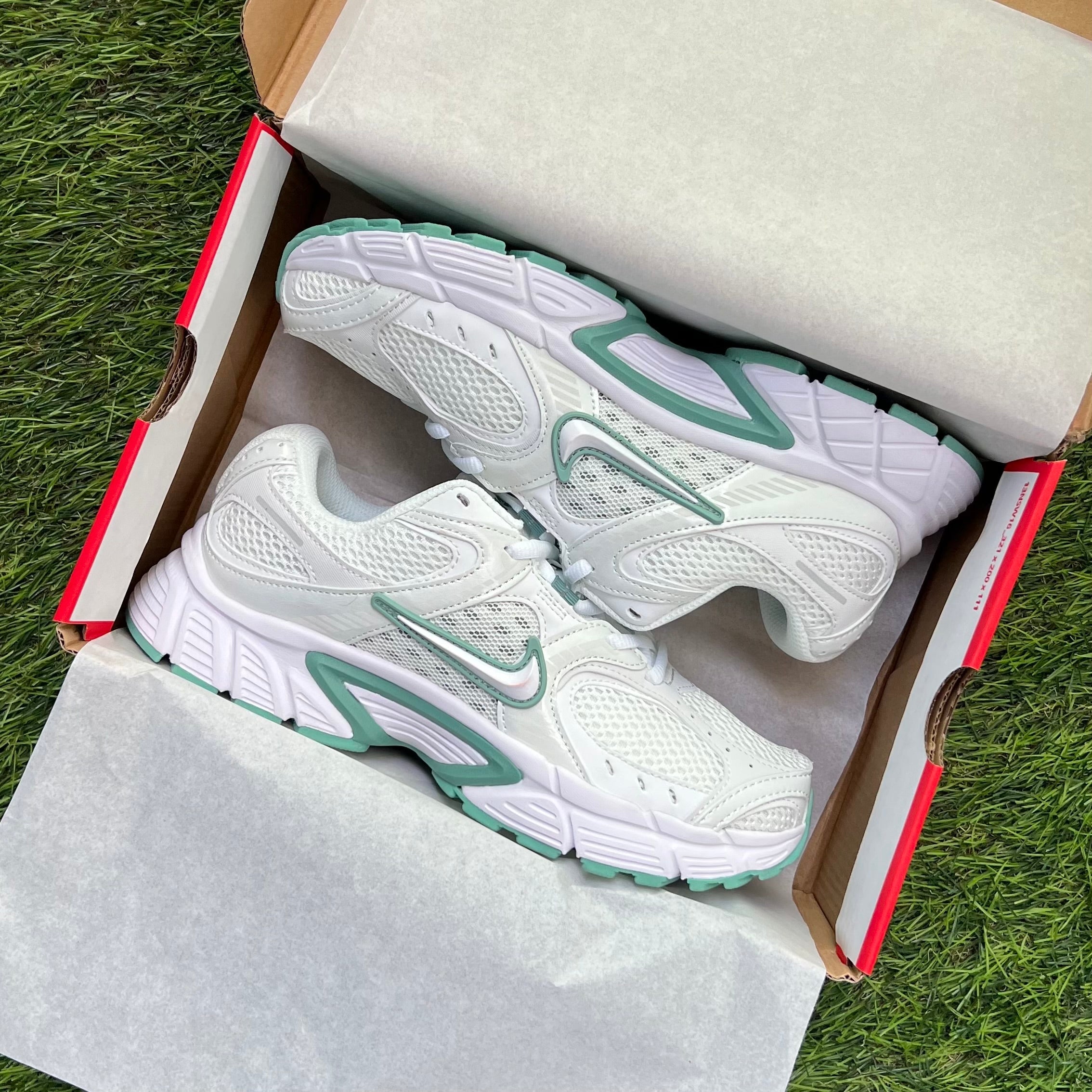 Nike V5 RNR “Summit White Cannon” (Master Quality)