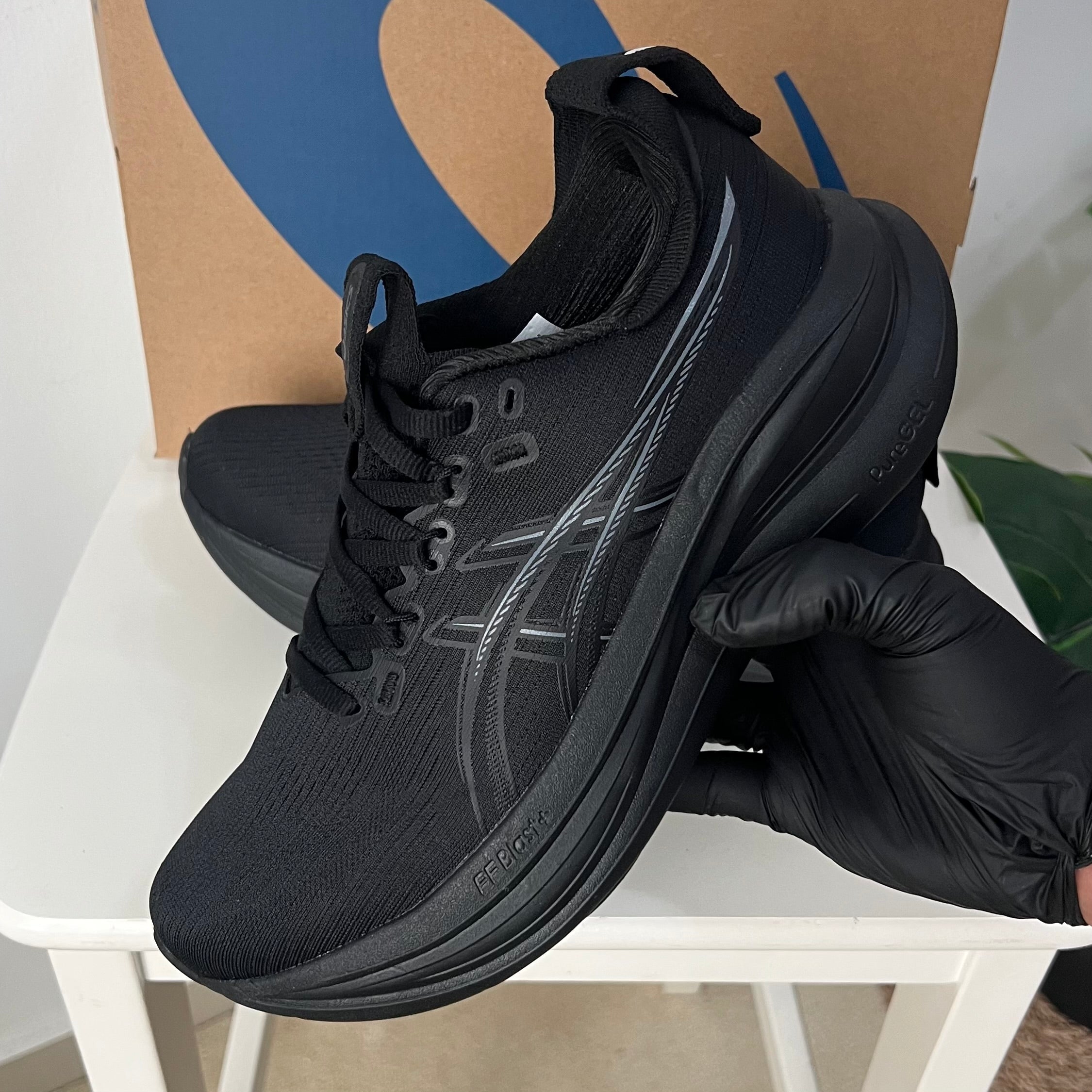 ASICS Gel Nimbus 27 "Black"