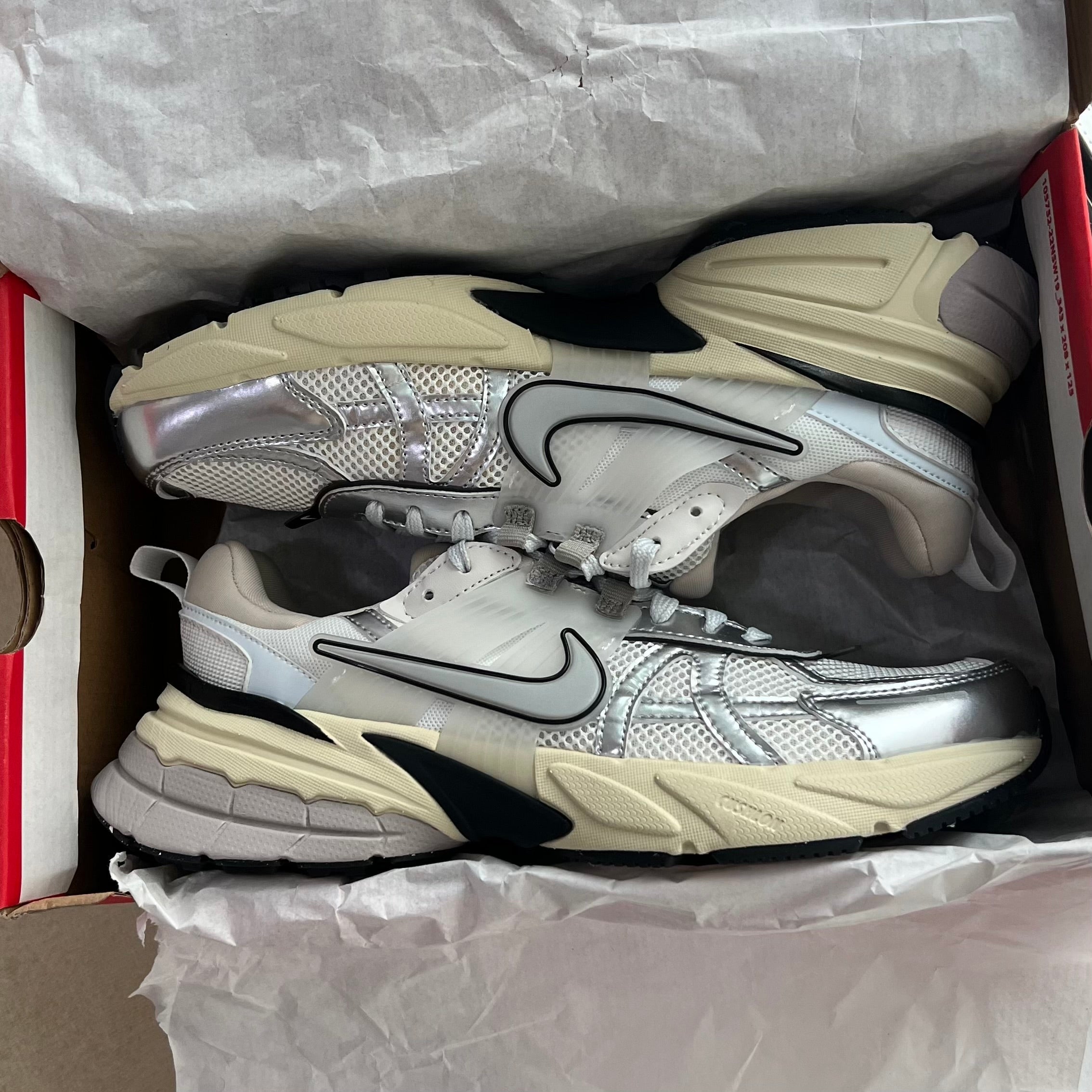 Nike V2K Run “Metallic Silver” (Master Quality)