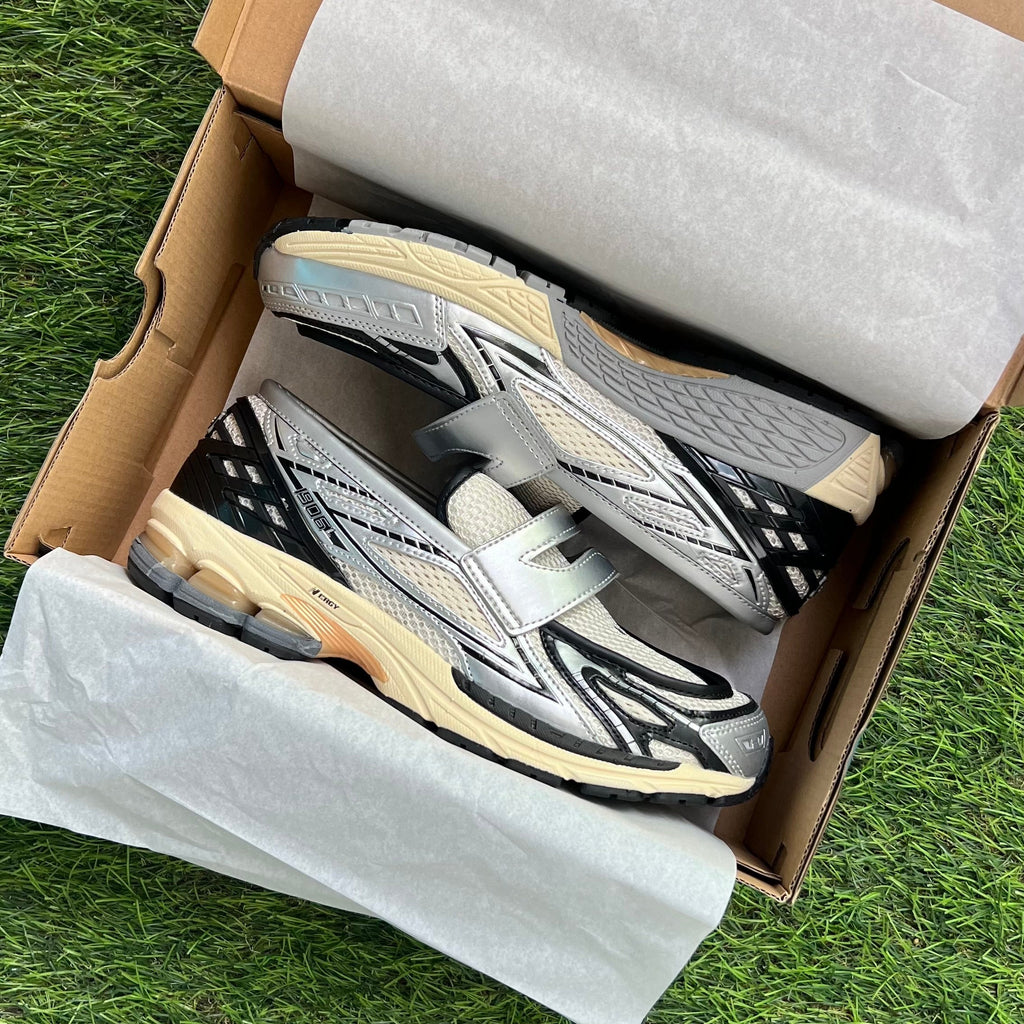New Balance 1906L “Silver Metallic Cream” (Master Quality)
