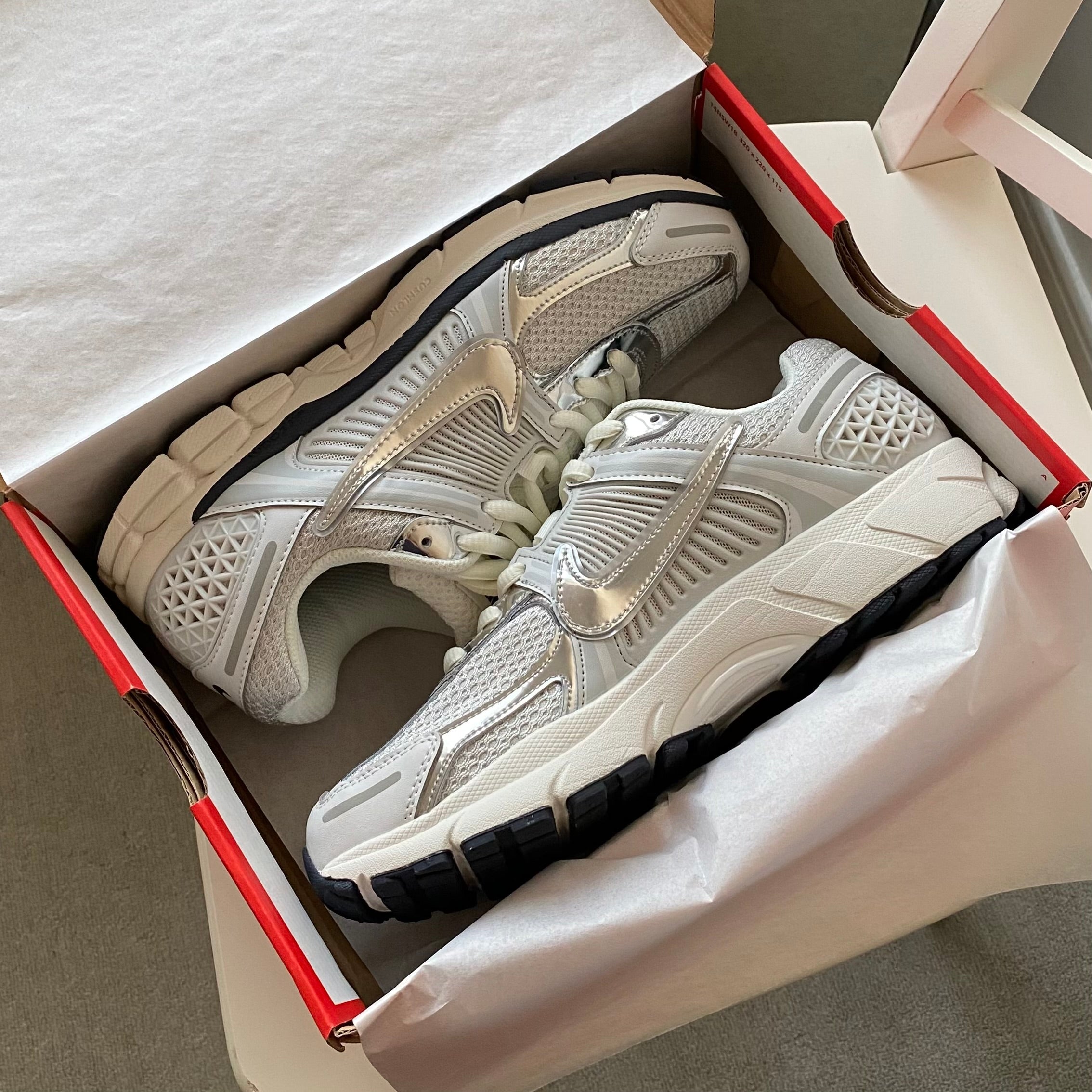 Nike Zoom Vomero 5 “Photon Dust Metallic Silver” (Master Quality)
